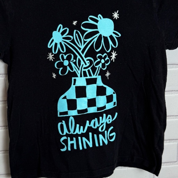 Old Navy Black Tee with Blue Floral Design/girls size XL - Picture 5 of 5